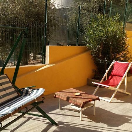 Casa Di Claude Con Posto Auto Apartment Finale Ligure Exterior foto